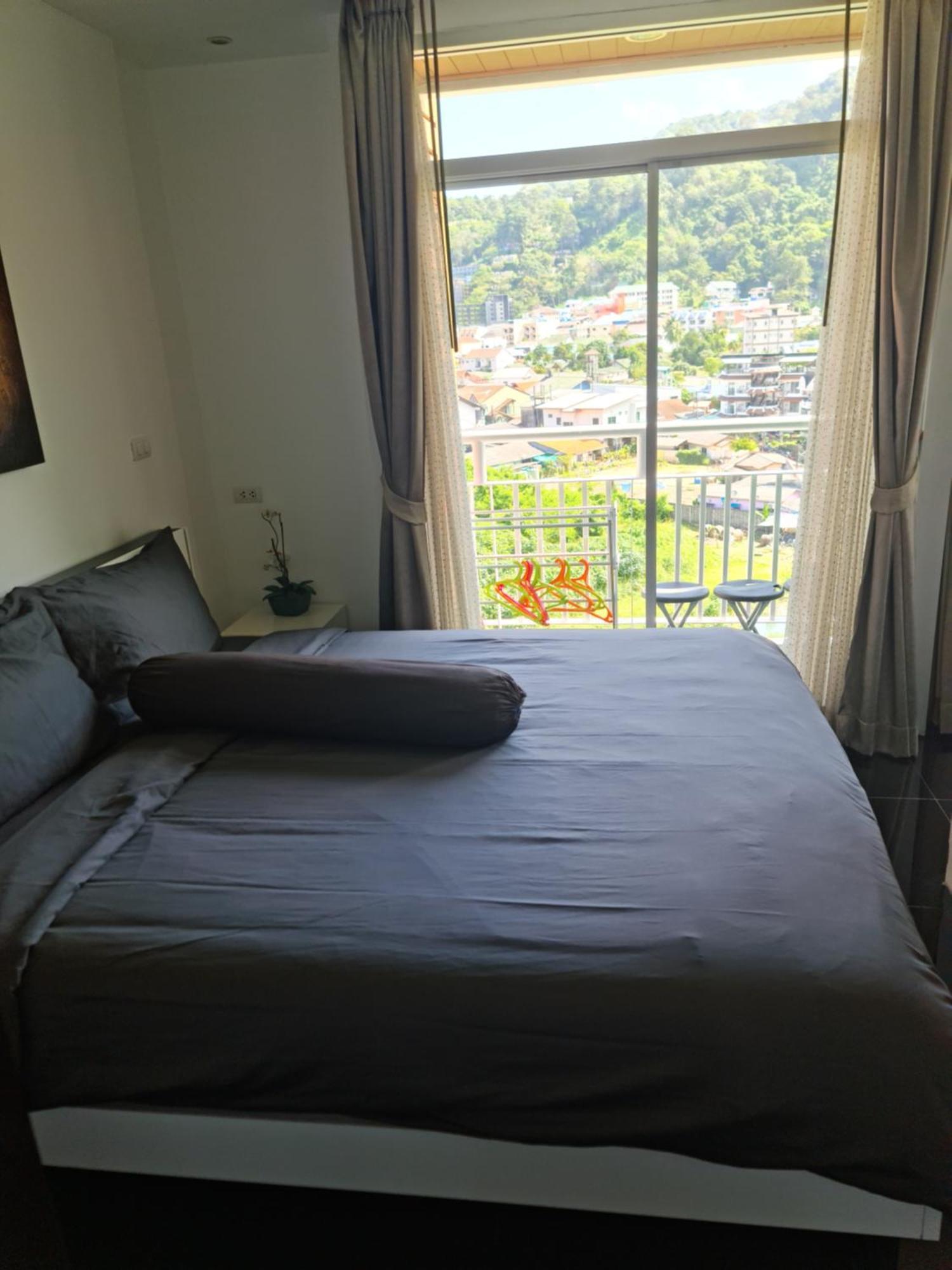 Art Patong Residence Esterno foto
