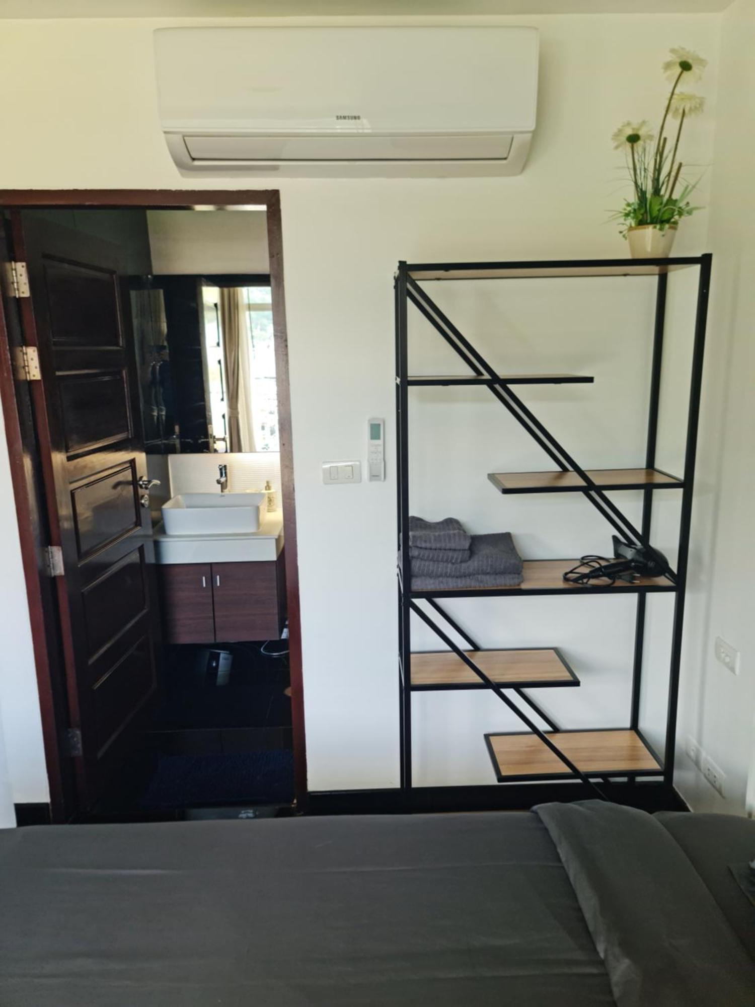 Art Patong Residence Esterno foto