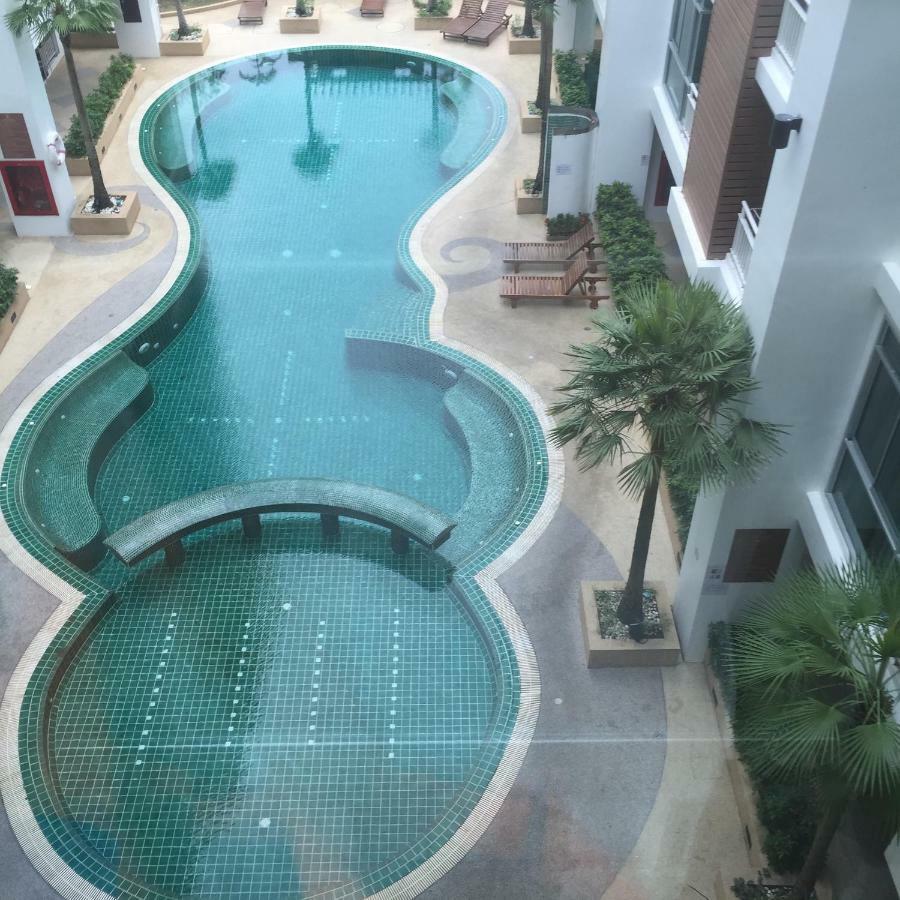Art Patong Residence Esterno foto