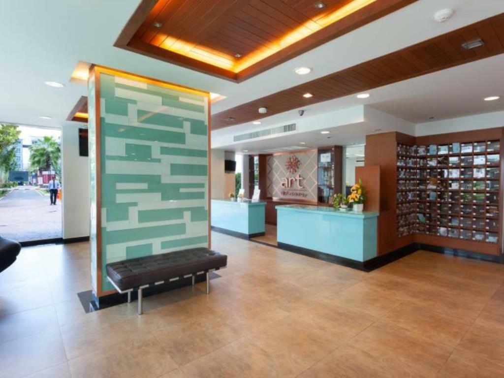 Art Patong Residence Esterno foto